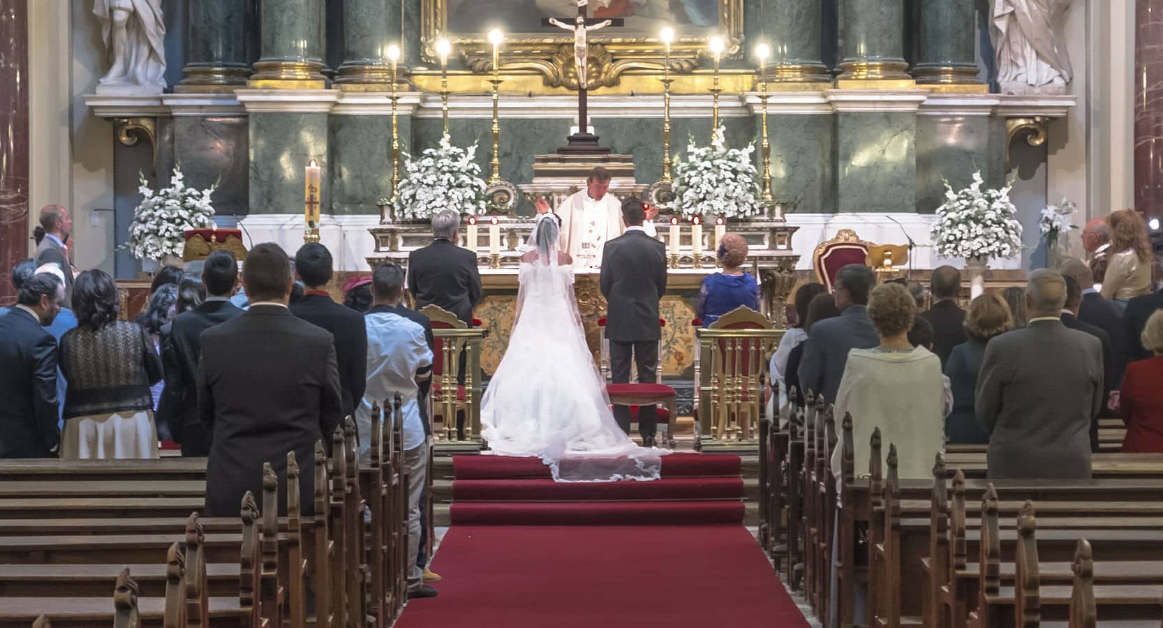 Lire la suite à propos de l’article Le mariage sacramentel : une nécessité ?